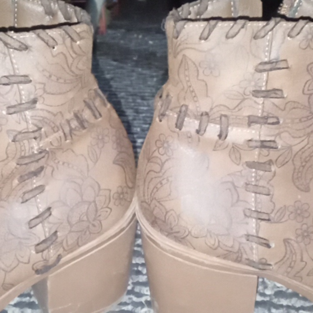 High heel boots - Picture 2 of 6